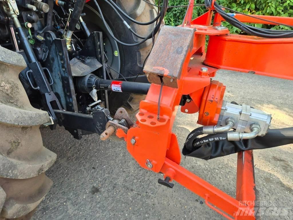 Kuhn GA 8020 料堆整形机