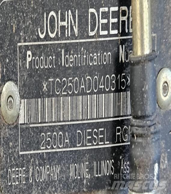 John Deere 2500 A 果岭剪草机