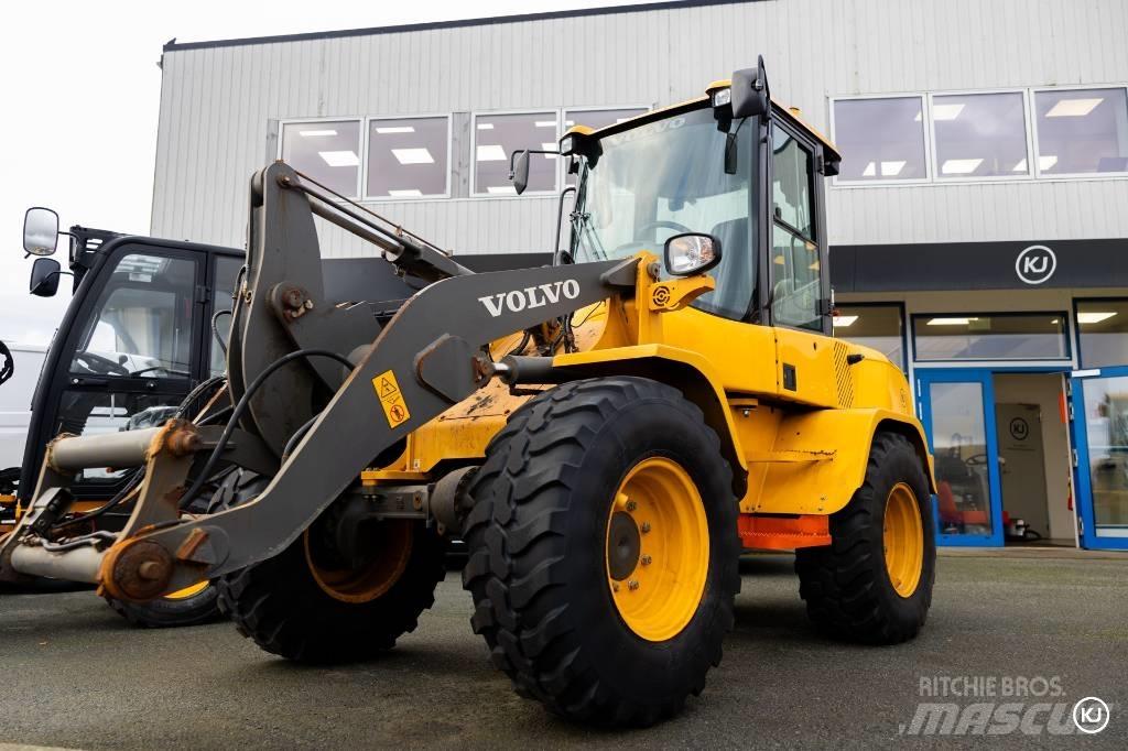 Volvo L 35 轮式装载机