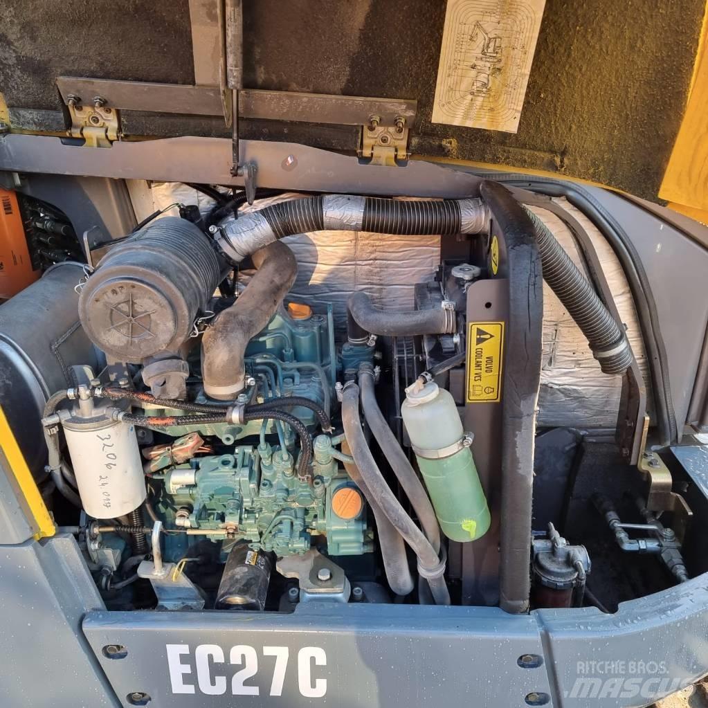 Volvo EC 27 C 小型挖掘机