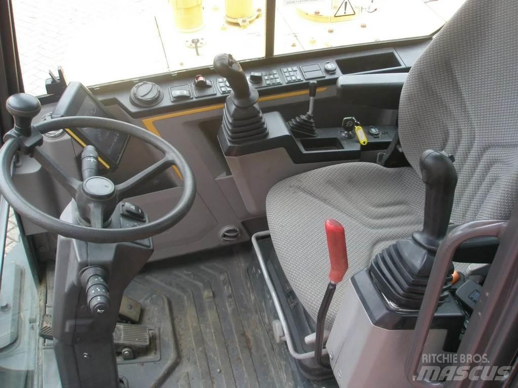 Volvo EW60E 小型挖掘机
