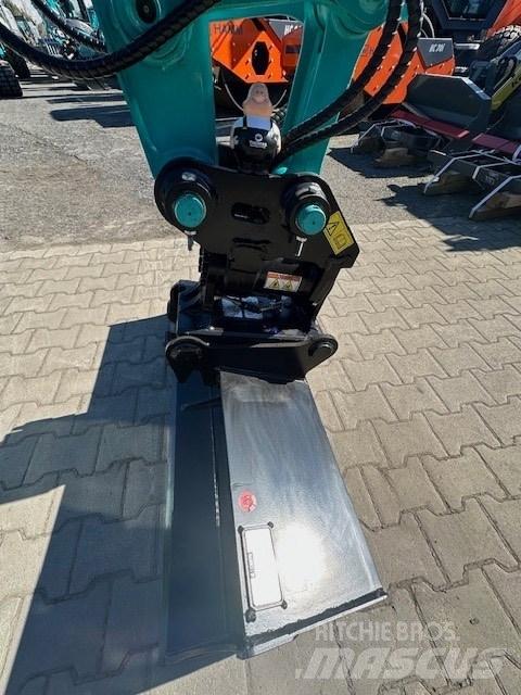 Kobelco SK26SR-7 小型挖掘机