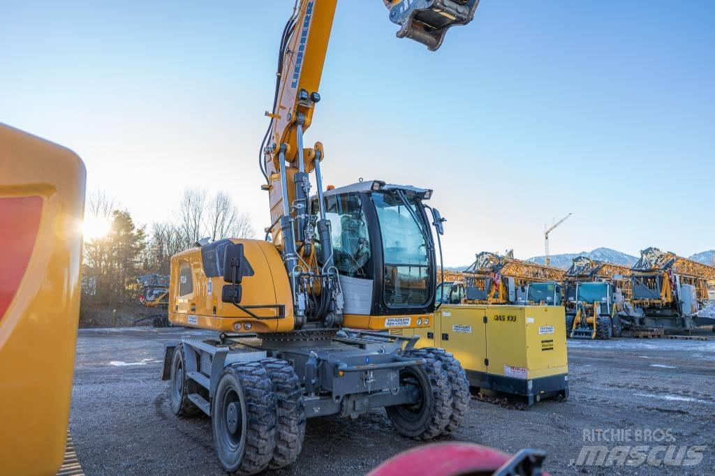 Liebherr A 916 轮式挖掘机