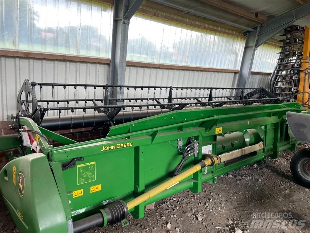 John Deere 622R 收割机机箱