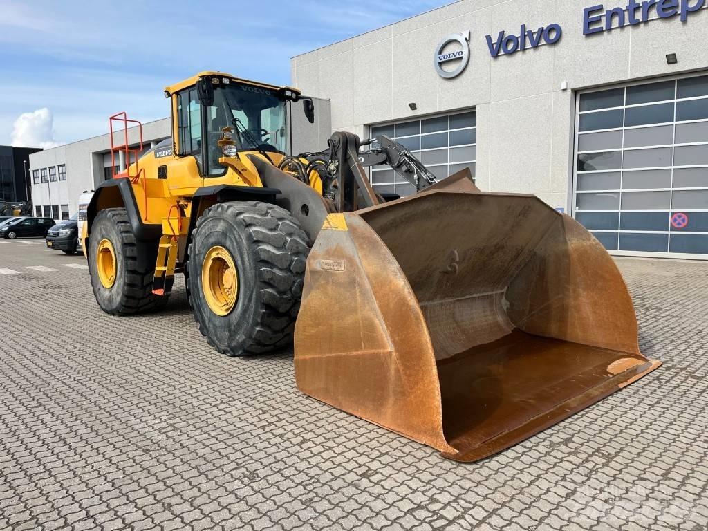 Volvo L220H 轮式装载机