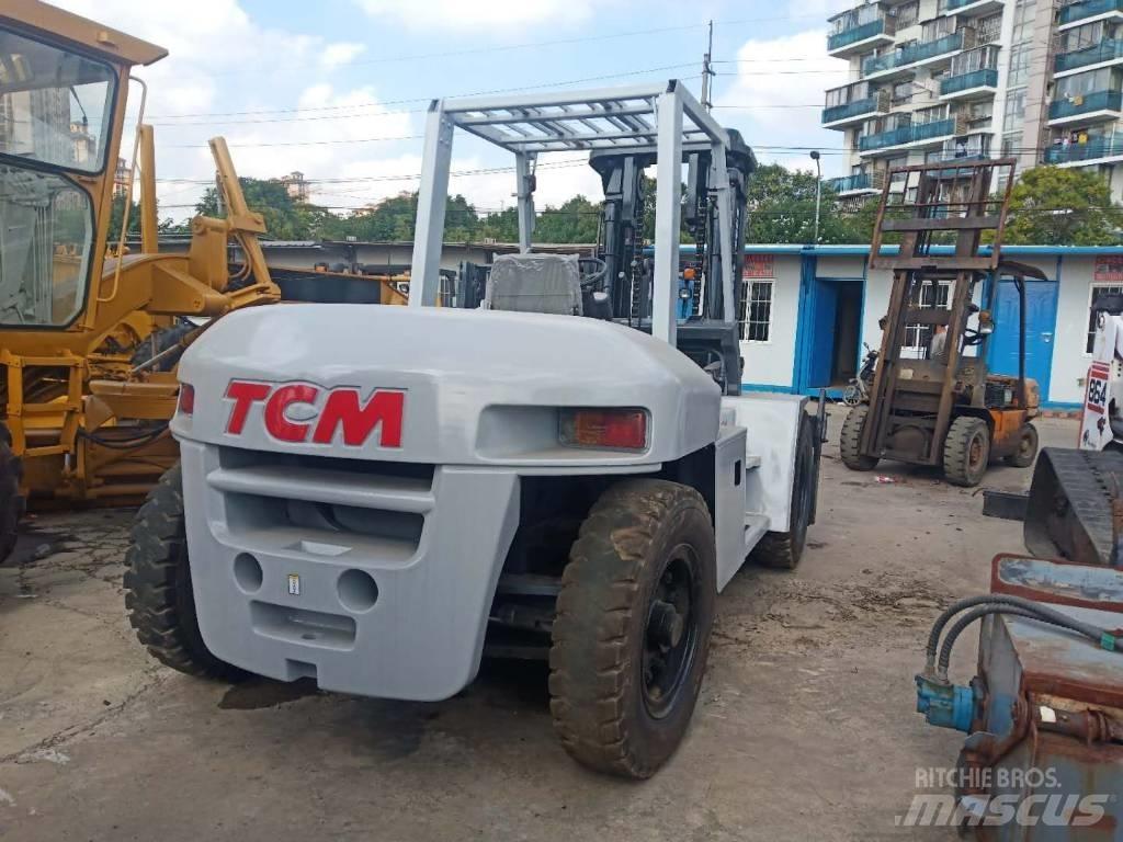 TCM FD 100 柴油叉车