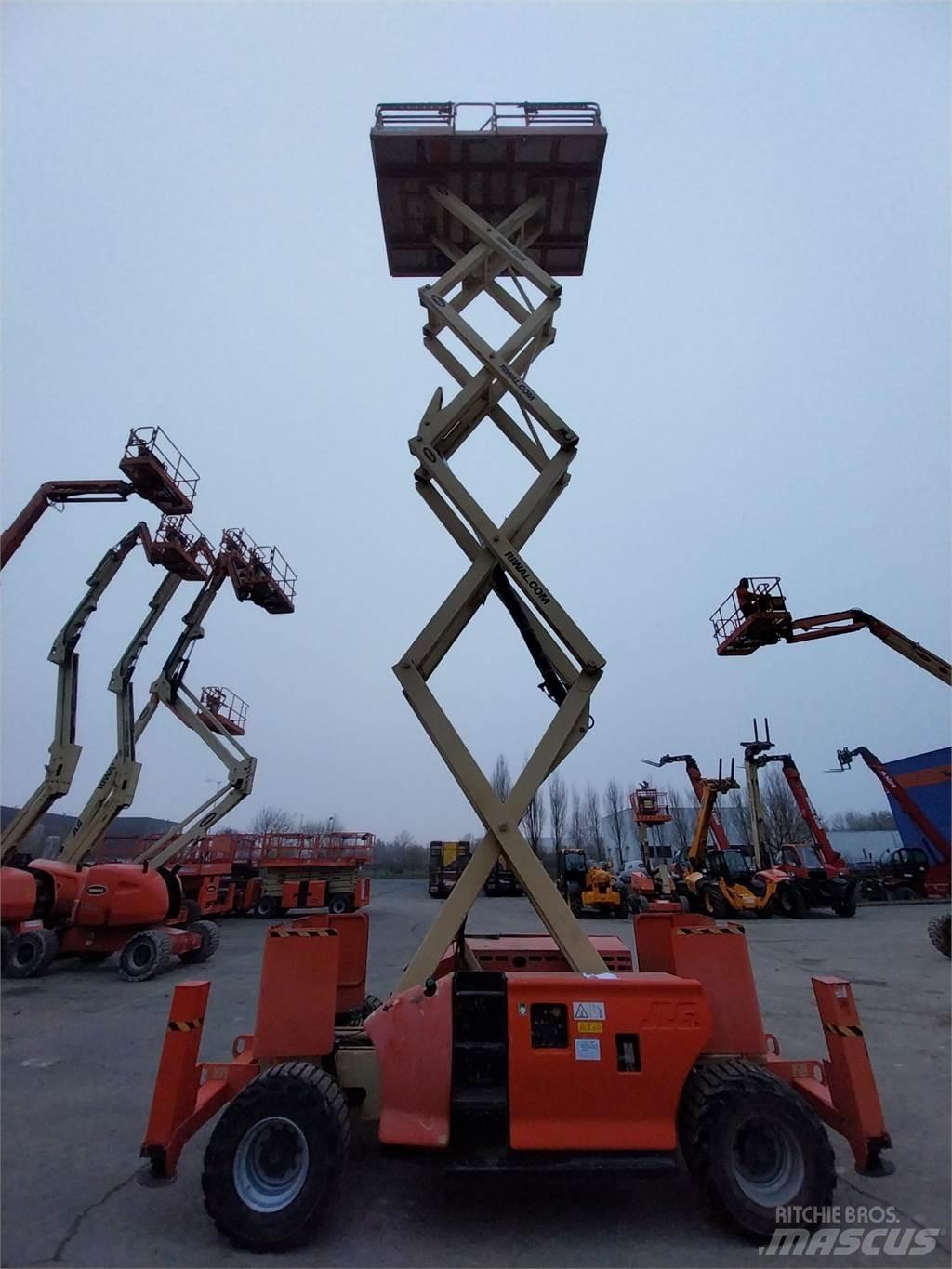 JLG 4394RT 剪叉式升降机