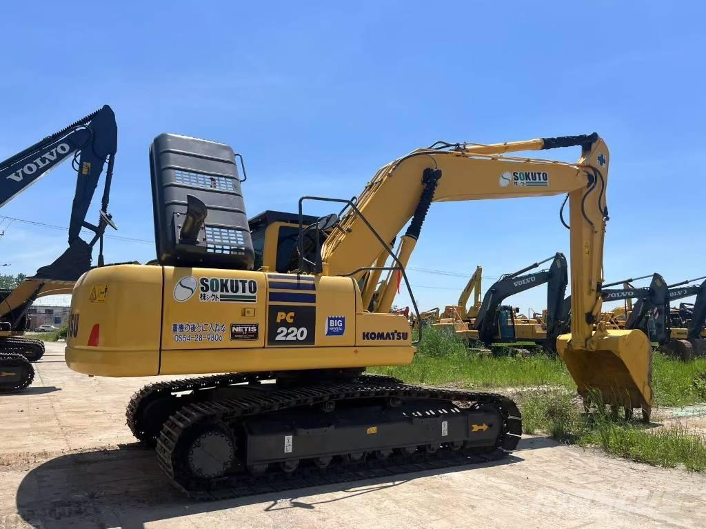 Komatsu 220 履带挖掘机