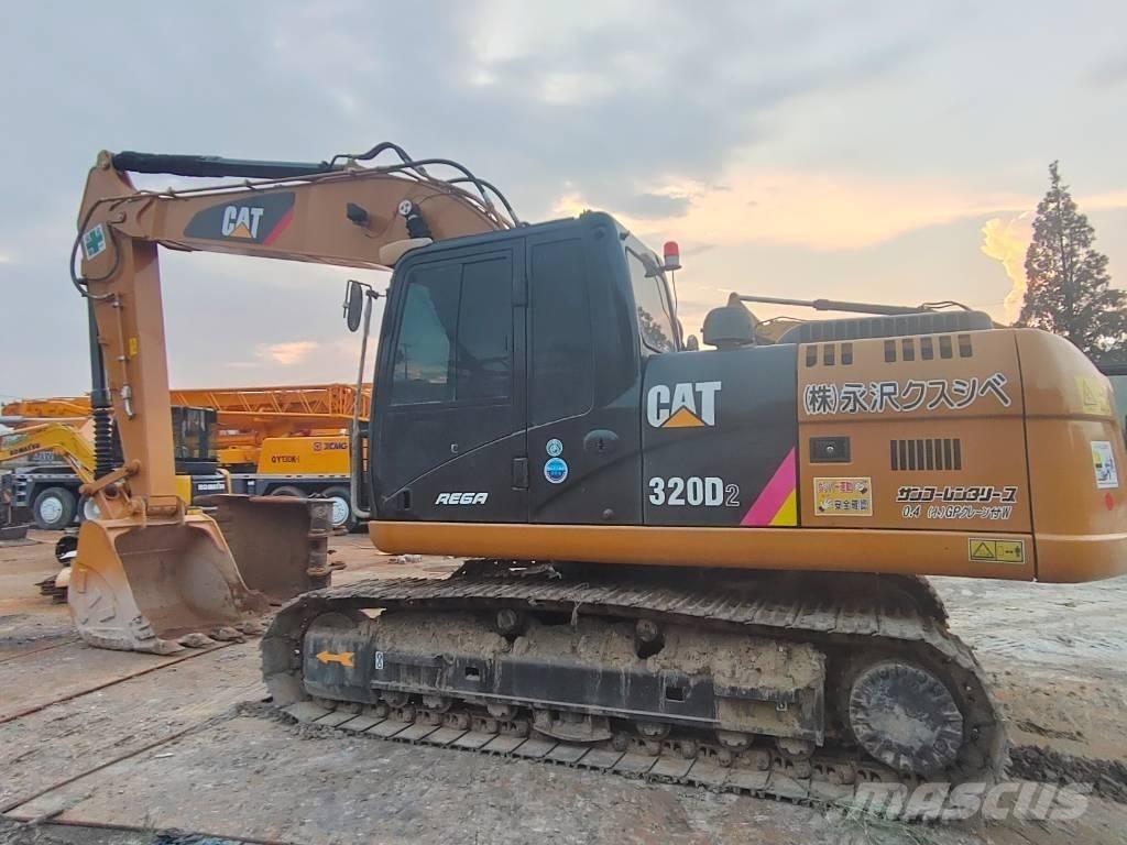CAT 320D2 履带挖掘机