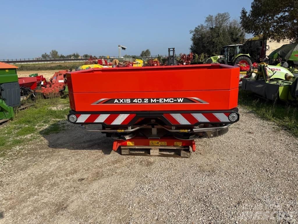 Kuhn AXIS 40.2 液肥喷雾机