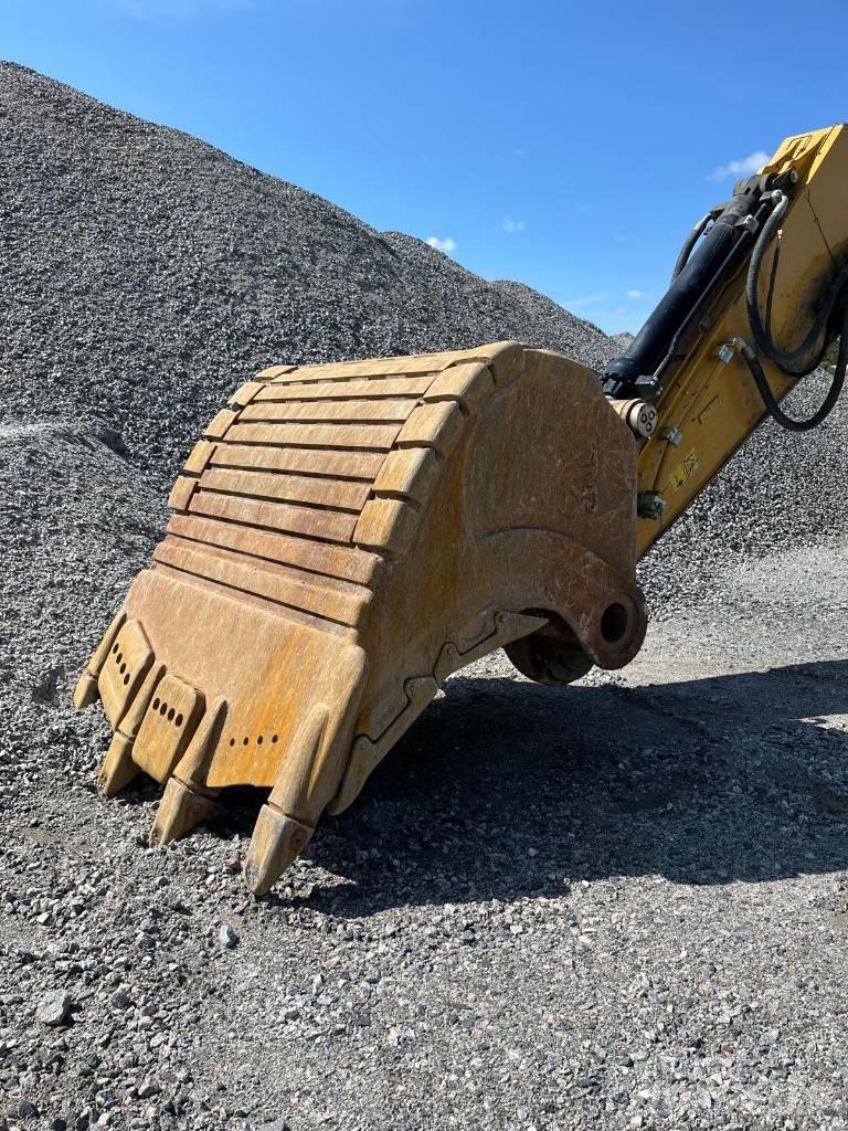 CAT 374 F 履带挖掘机