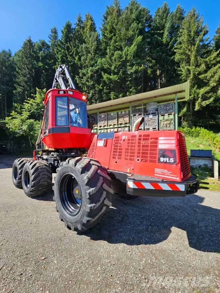 Komatsu 911.5 收割机