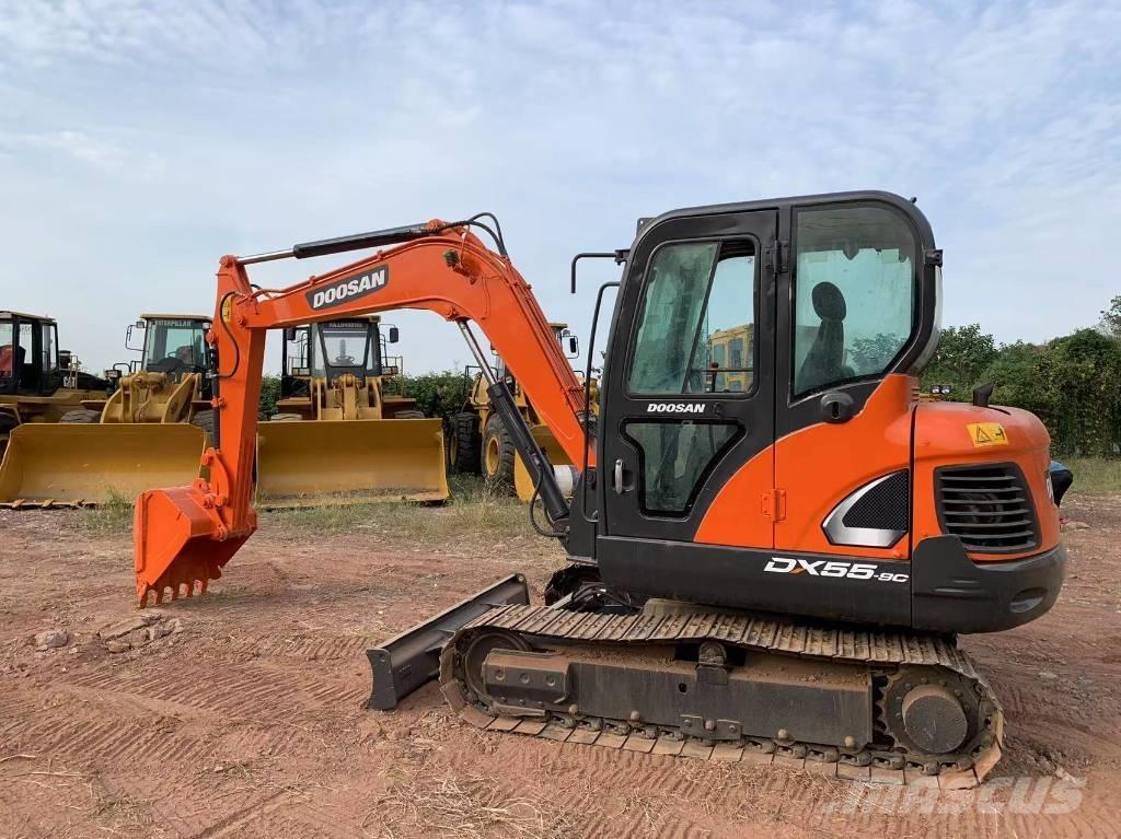 Doosan DX 55 小型挖掘机