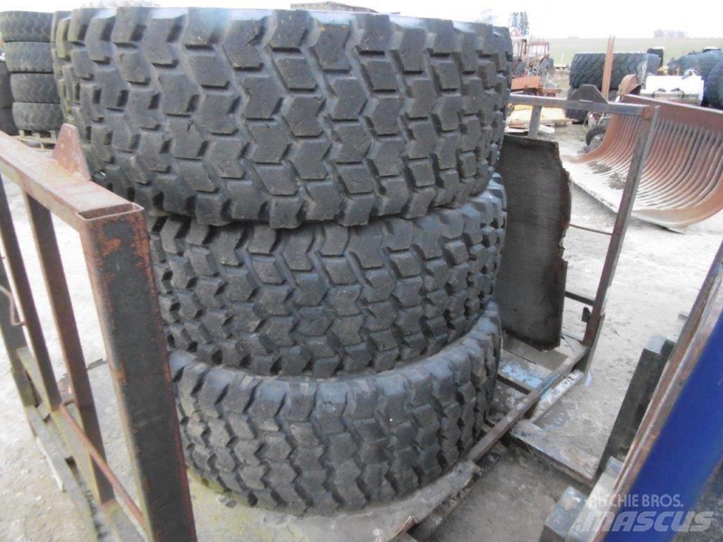 Nokian 20,5x25 轮胎、车轮和轮圈