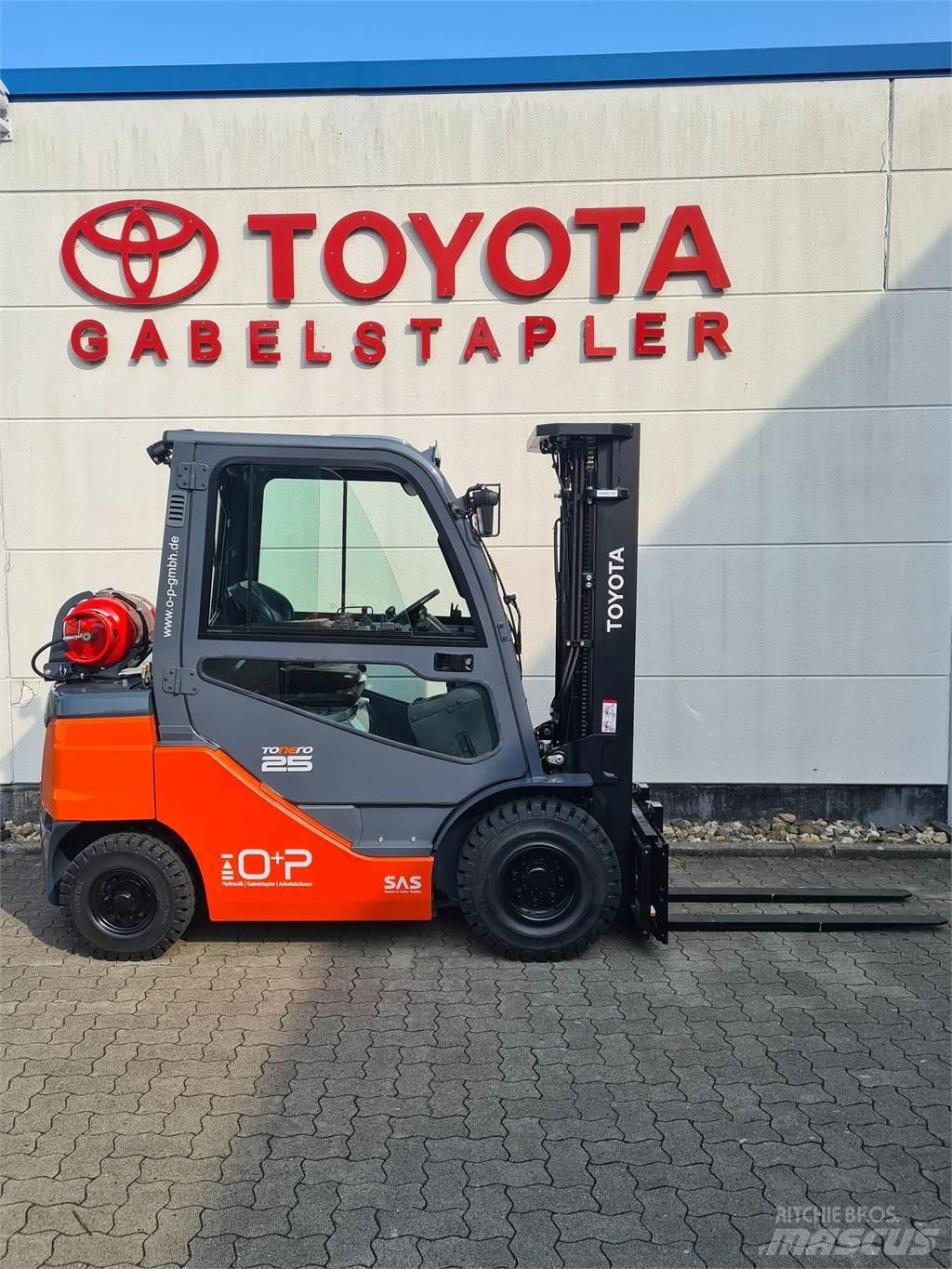 Toyota 02-8FGF25 天然气叉车
