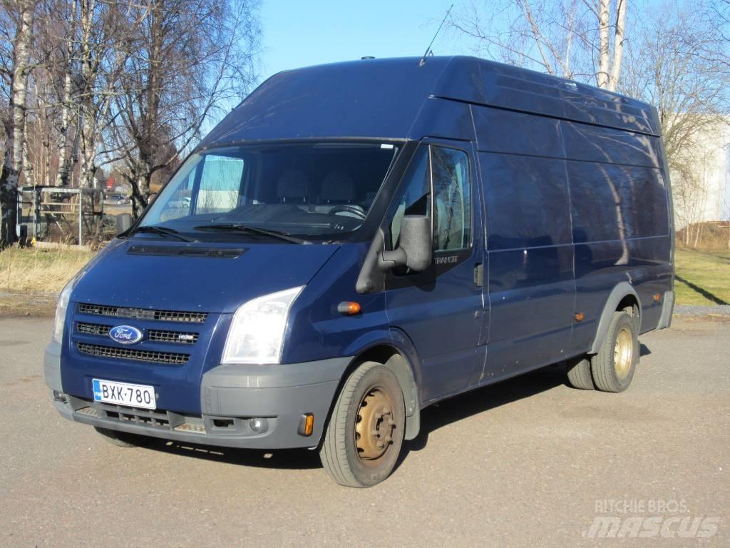 Ford Transit 商务面包车