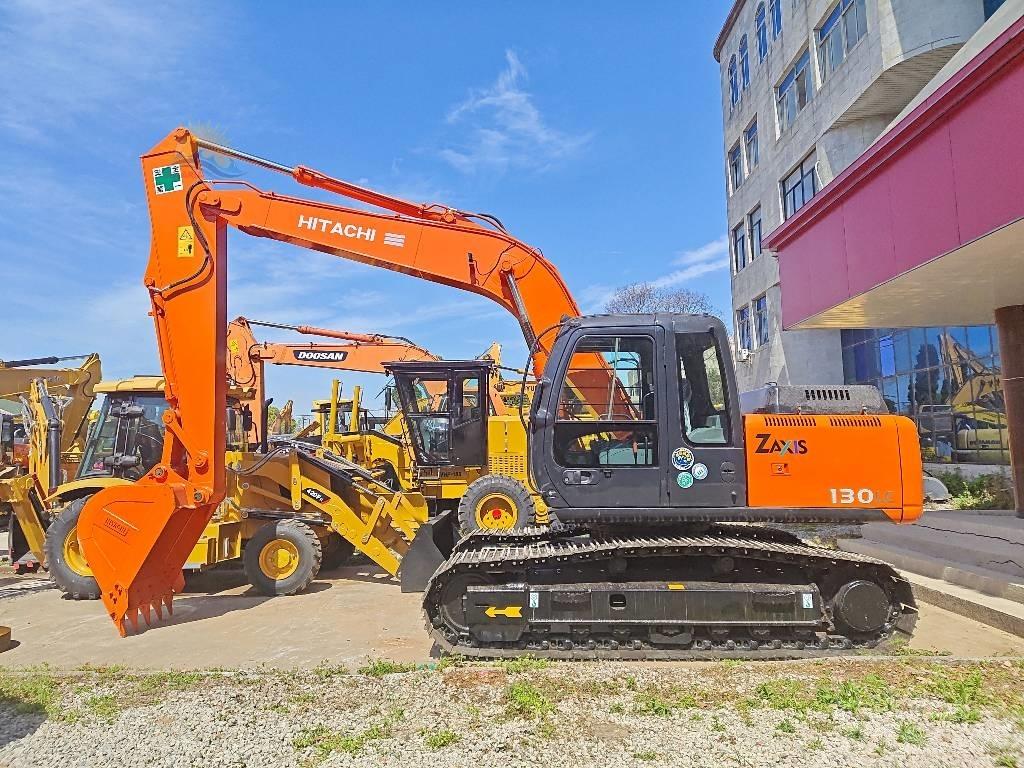Hitachi ZX 130 履带挖掘机