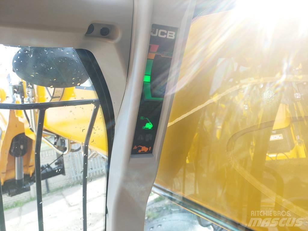 JCB 535-95 伸缩臂叉装车|叉装车