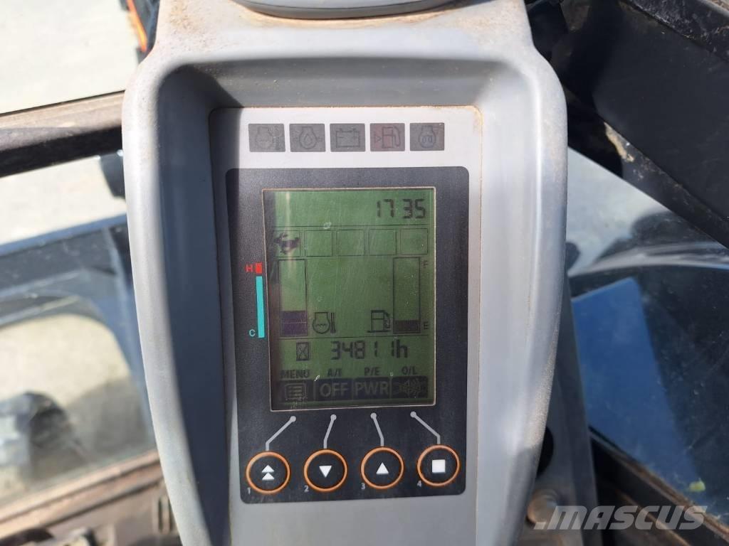 Hitachi ZX65USB-5 小型挖掘机