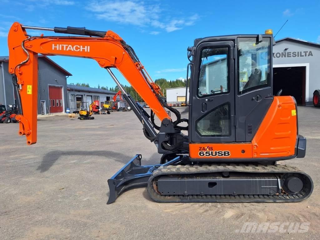 Hitachi ZX65USB-5 小型挖掘机