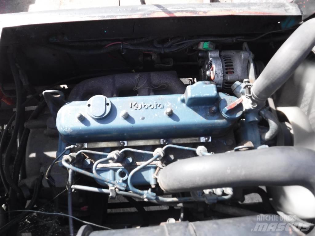 Kubota RG 30 工具车