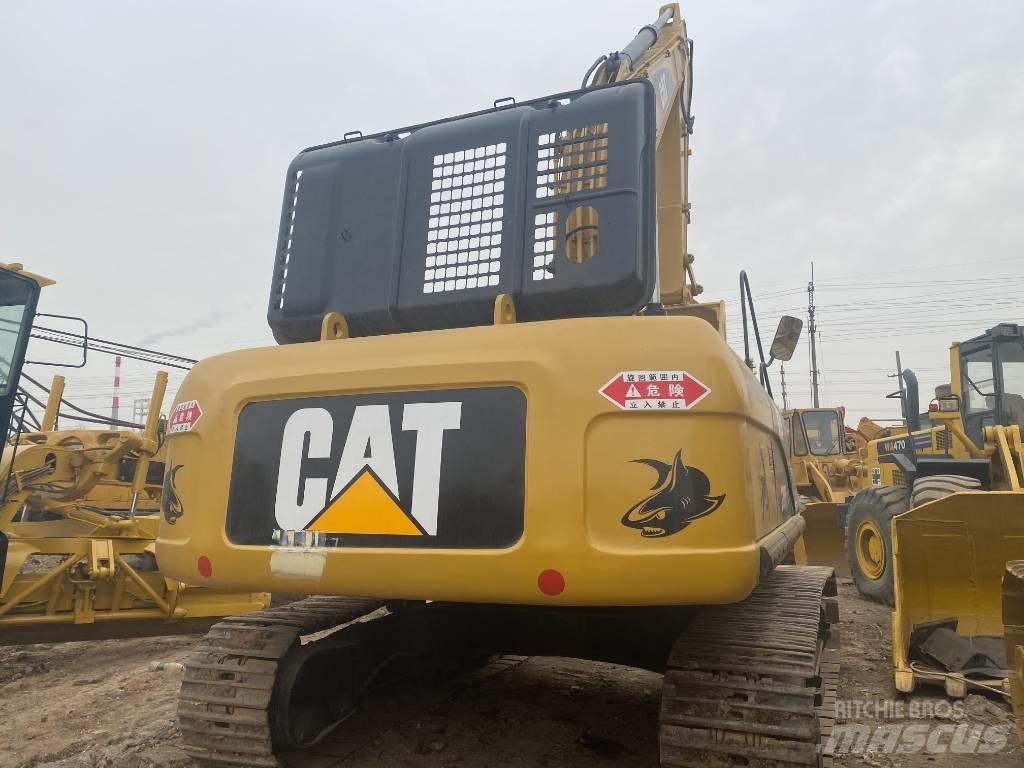 CAT 330 D 履带挖掘机