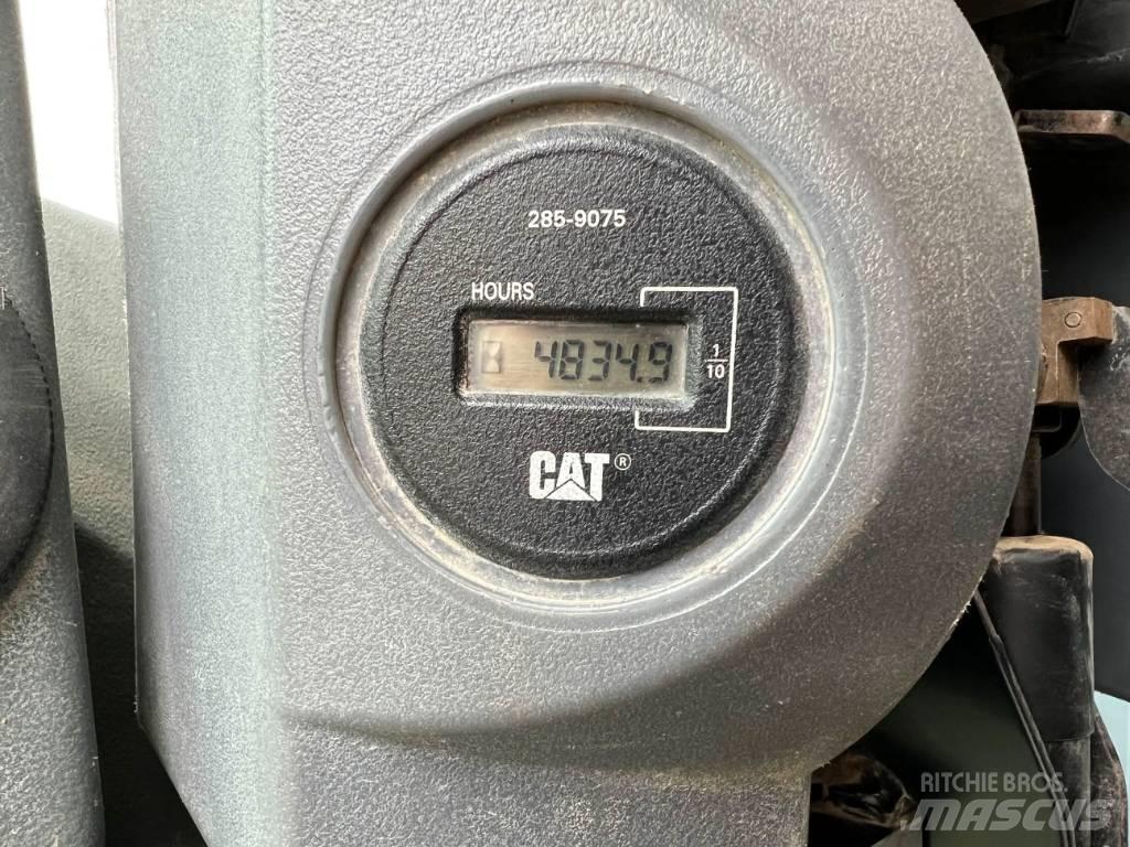 CAT CP74 单轮压路机