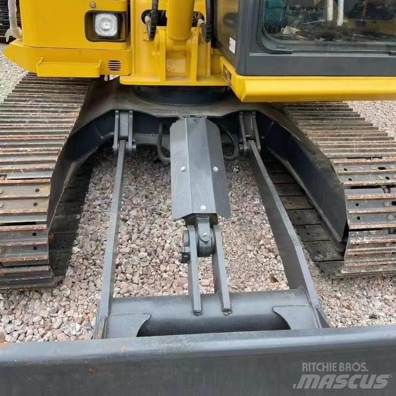 Komatsu PC70 履带挖掘机