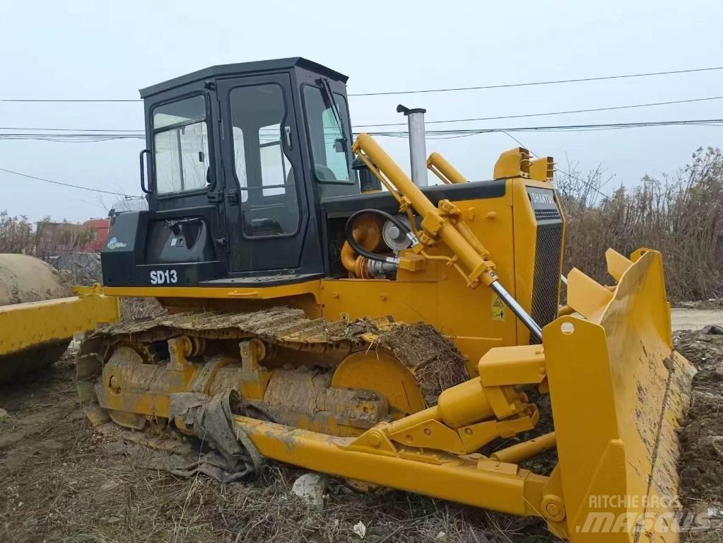 Shantui SD13 履带式推土机