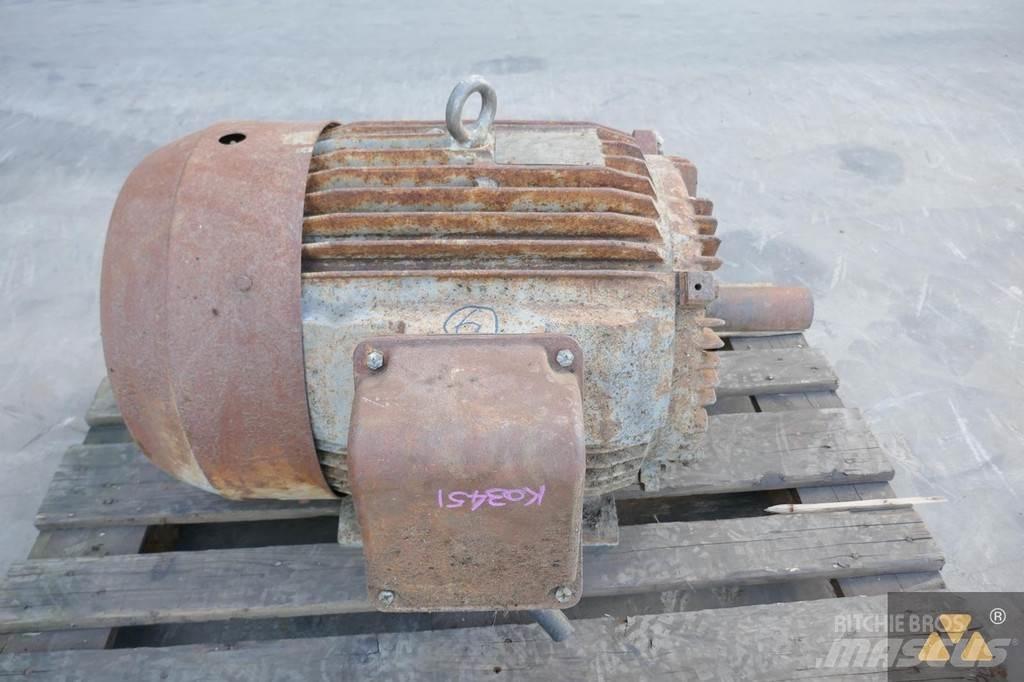  Toshiba 30KW 发动机
