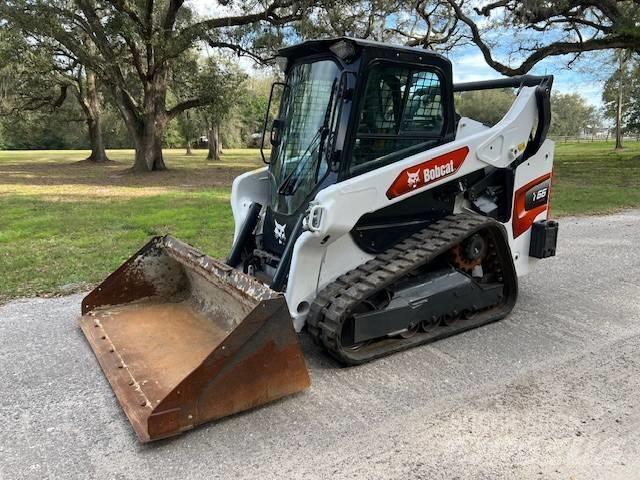 Bobcat T 66 滑移装载机