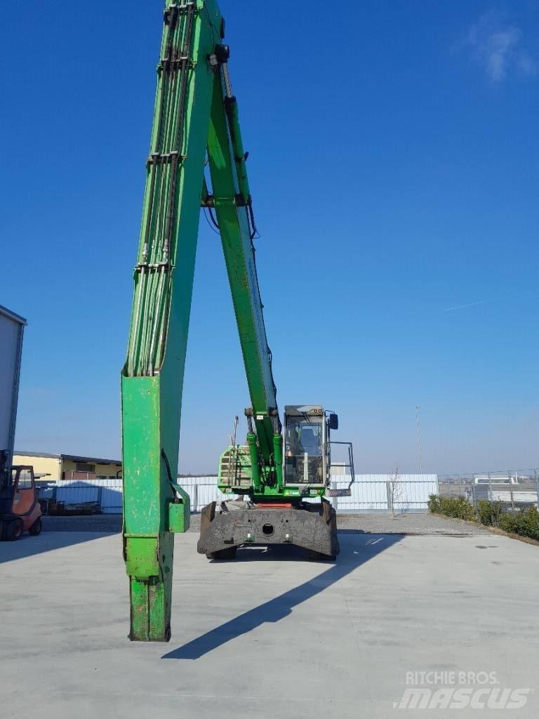 Sennebogen 830 工业挖掘机