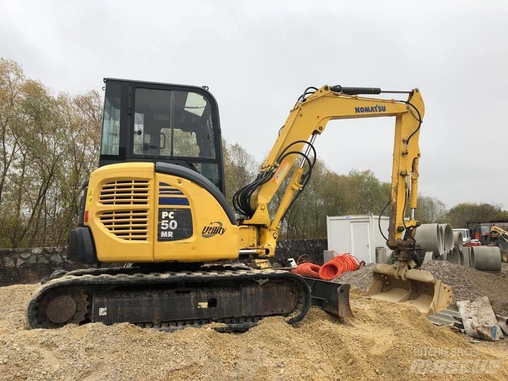 Komatsu PC50MR-2 小型挖掘机