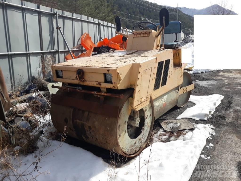 Sakai SG500 单轮压路机
