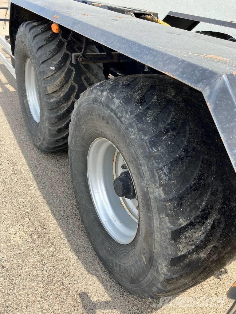 Metaltech MT 20-24 箱式拖车