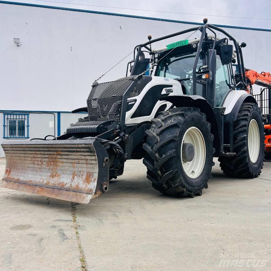 Valtra T 174 拖拉机/农用车