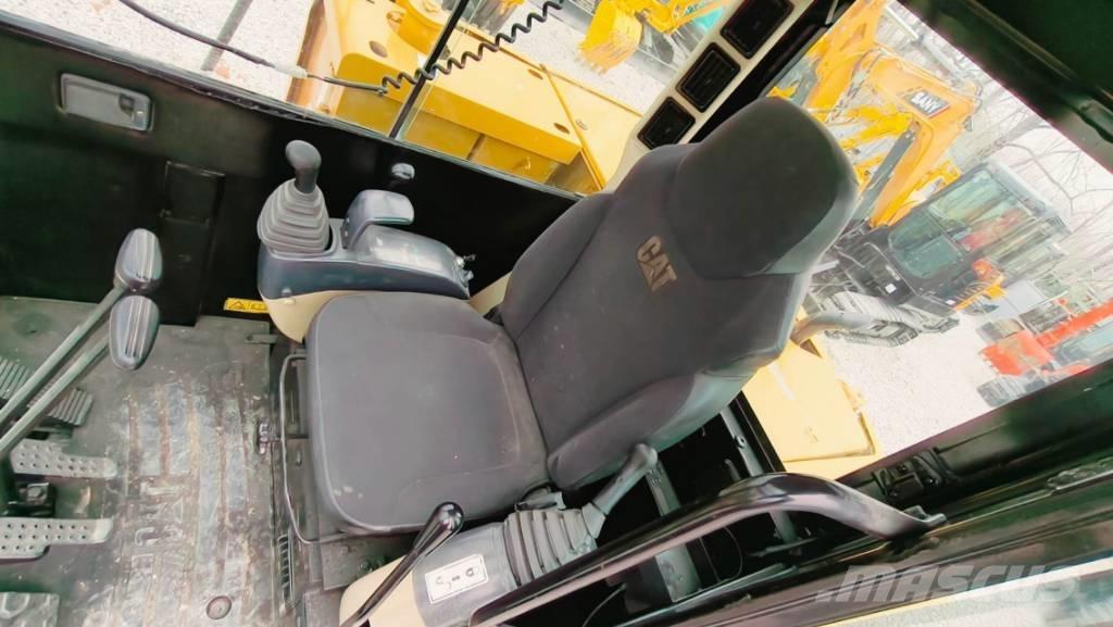 CAT 306E 小型挖掘机