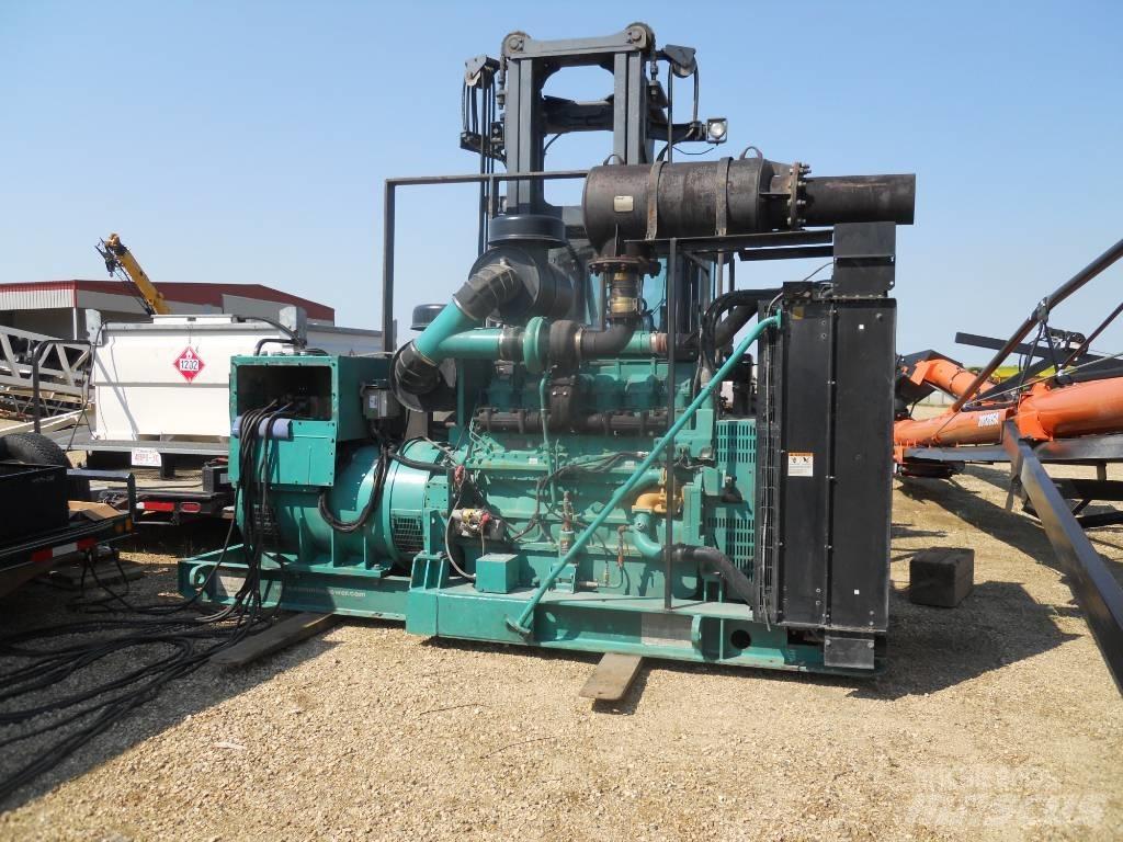 Cummins 600KW 柴油发电机