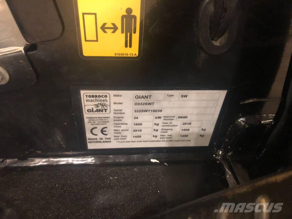 GiANT D 332 SWT 多功能装载机