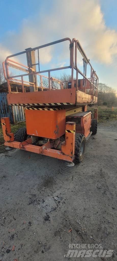 JLG 4394 RT 剪叉式升降机