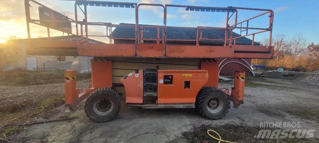 JLG 4394 RT 剪叉式升降机