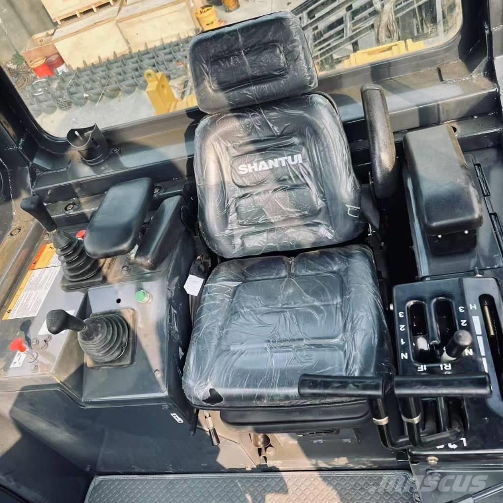 Shantui SD22L 履带式推土机
