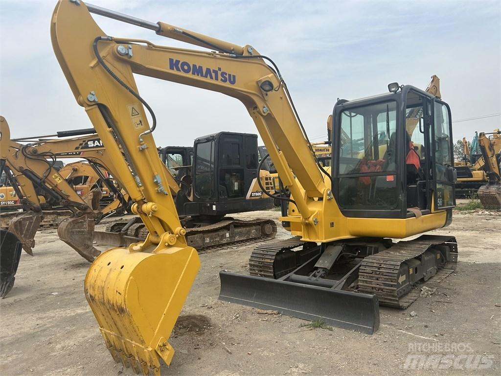 Komatsu PC 56 小型挖掘机