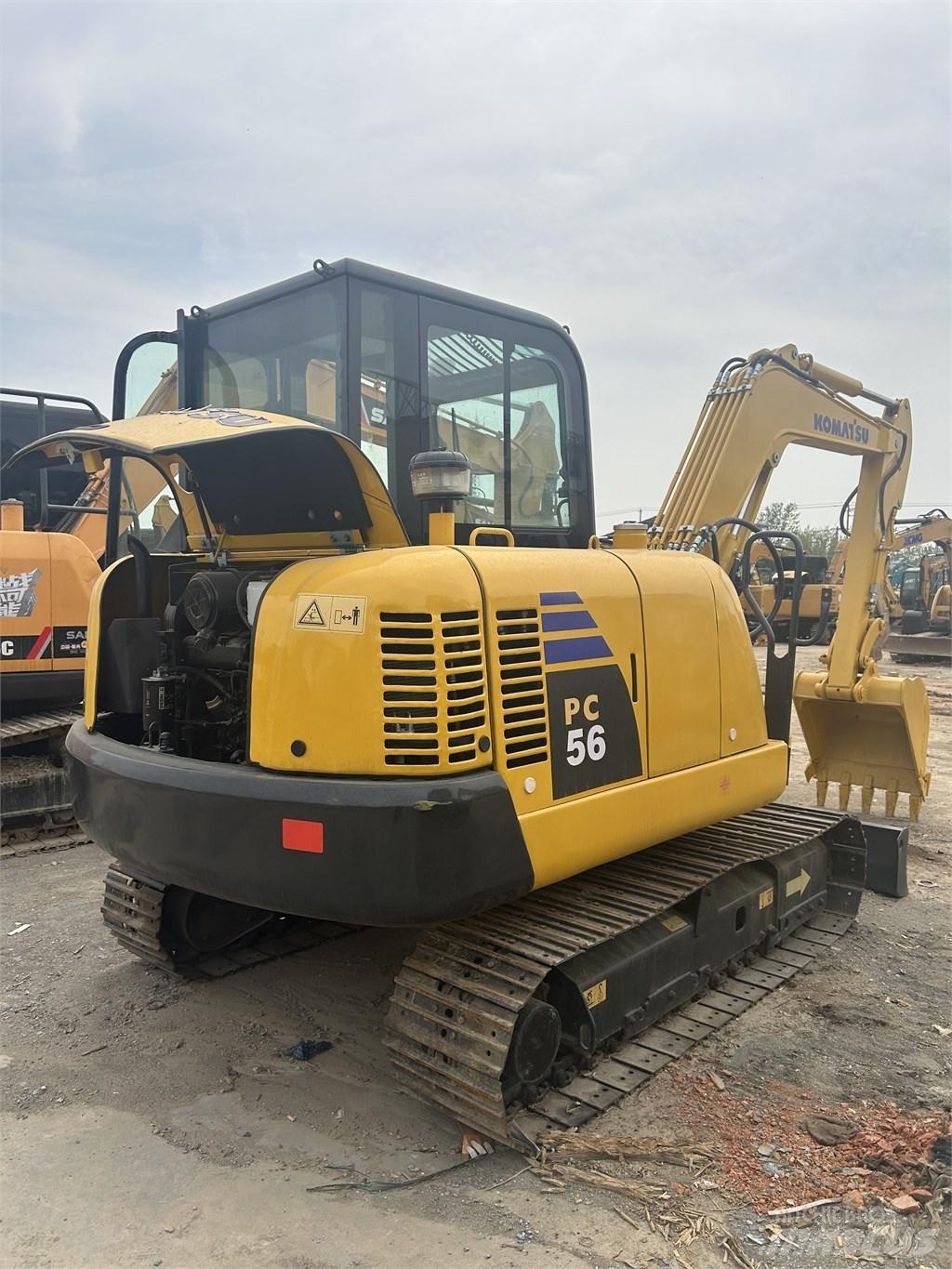 Komatsu PC 56 小型挖掘机