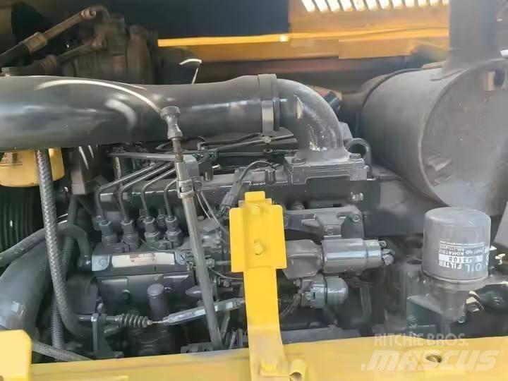 Komatsu PC60 履带挖掘机
