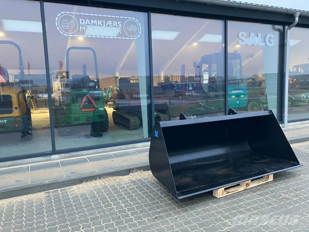 JCB 150 T 伸缩臂叉装车|叉装车