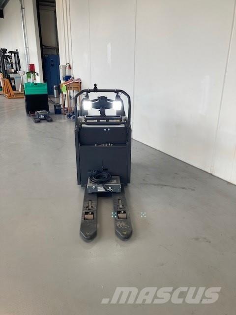 Atlet PLP 200 行走式堆垛机