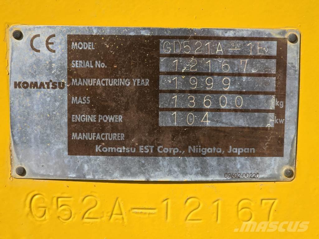 Komatsu GD 521 A-1 平地机/推土机