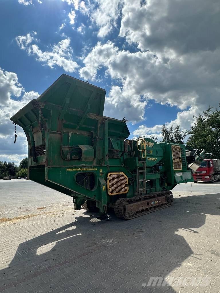 McCloskey J40 移动式破碎机