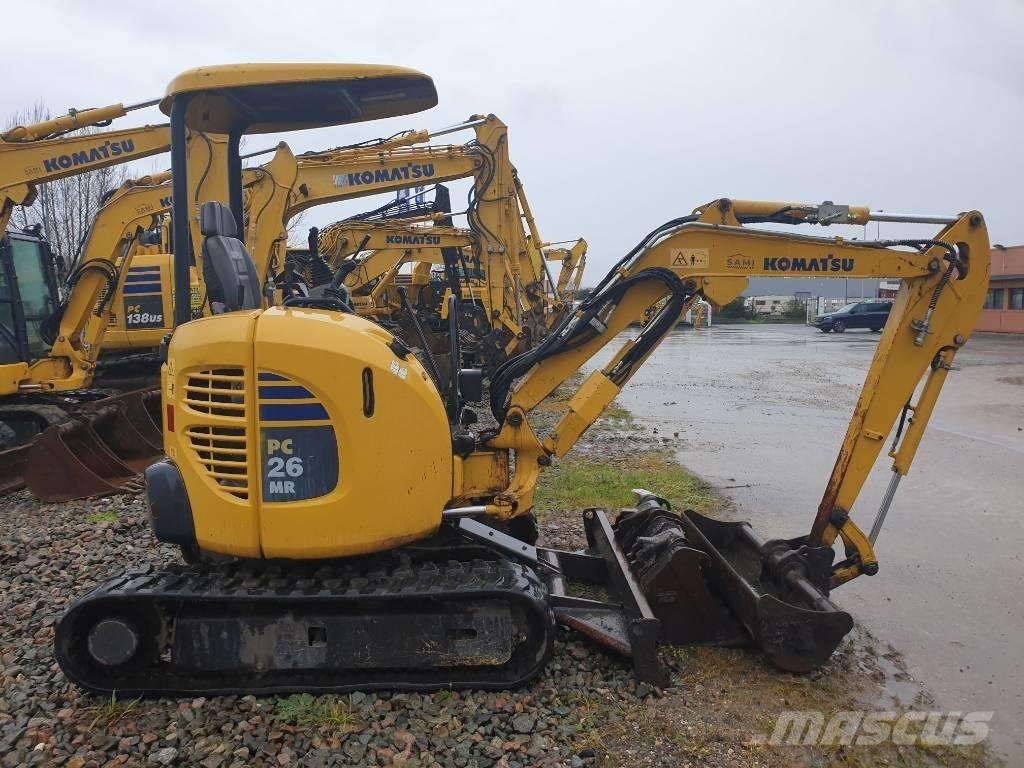 Komatsu PC26MR-3 小型挖掘机